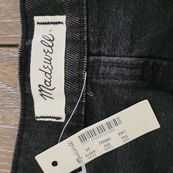 Madewell Rigid Denim A-Line Mini Skirt in Lunar Wash: Cutout Edition Size 26 - Picture 11 of 15